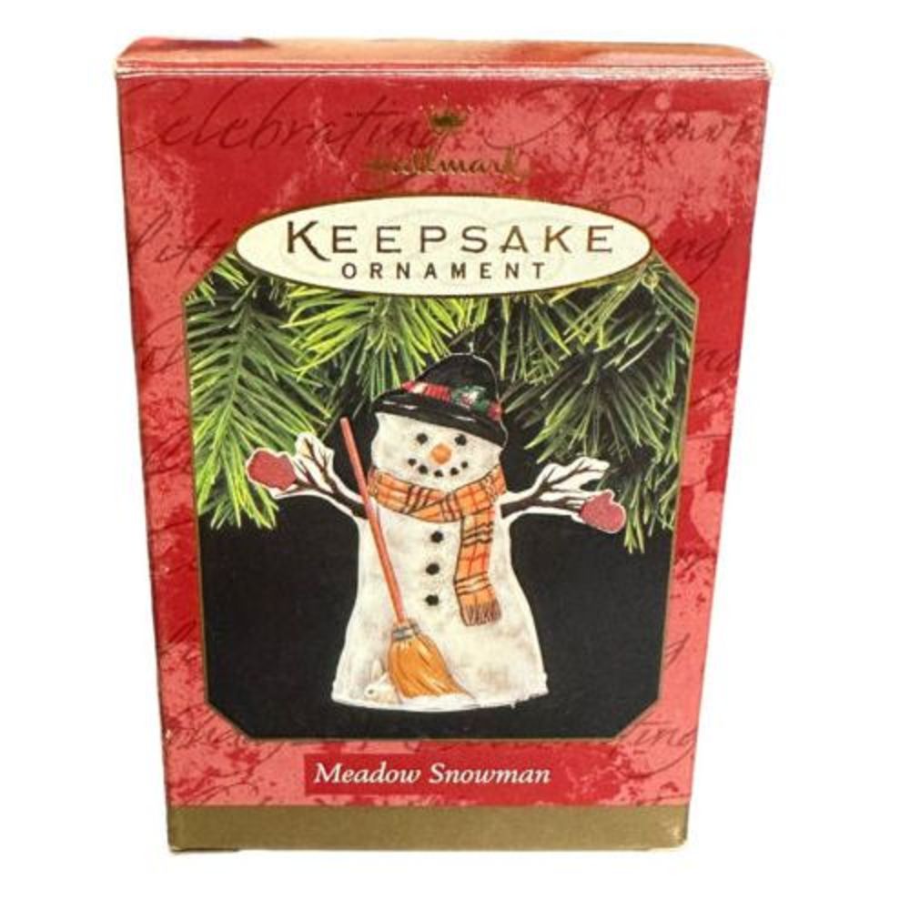 1997 HALLMARK Keepsake Ornament MEADOW SNOWMAN- Pressed TIN- Unique and Cute!
